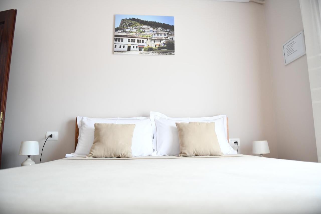 Guesthouse Leo Berat Exterior photo
