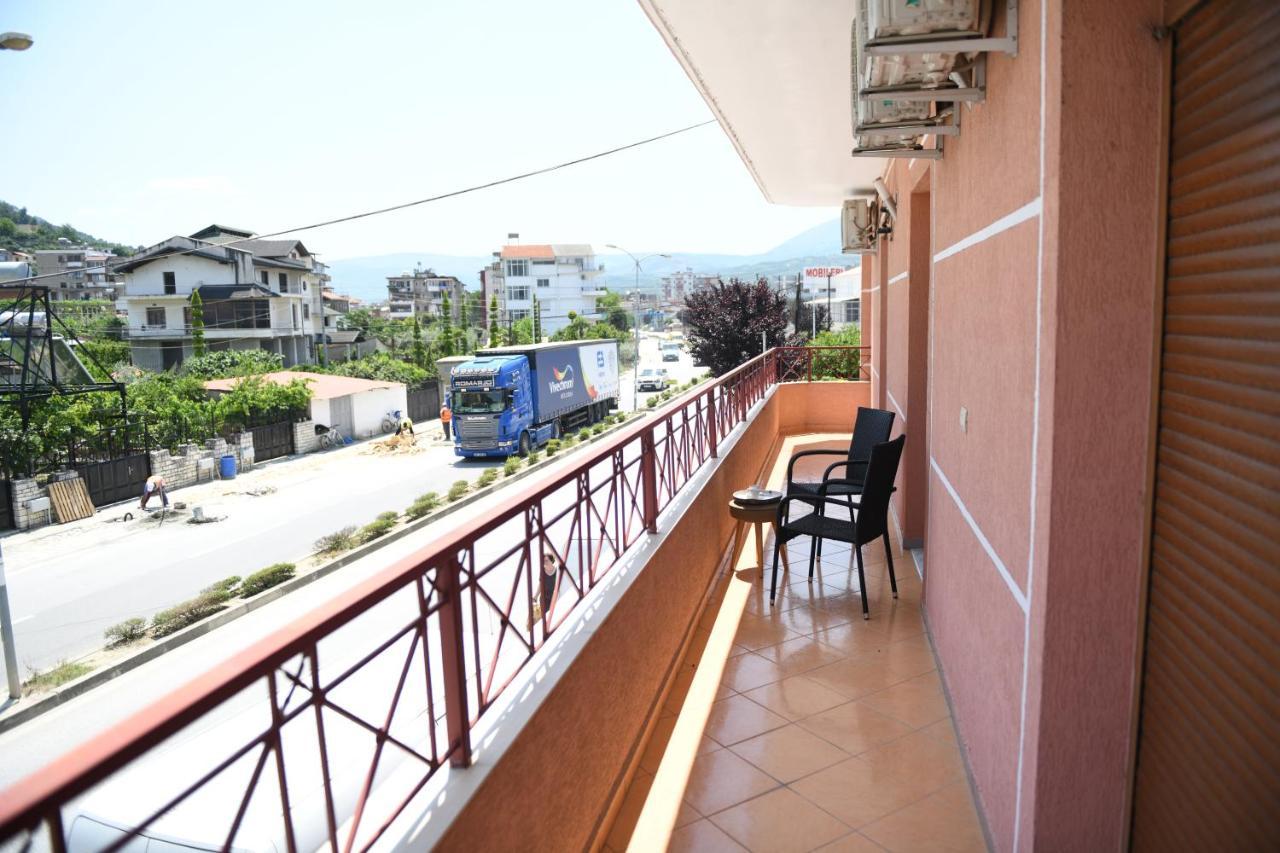 Guesthouse Leo Berat Exterior photo