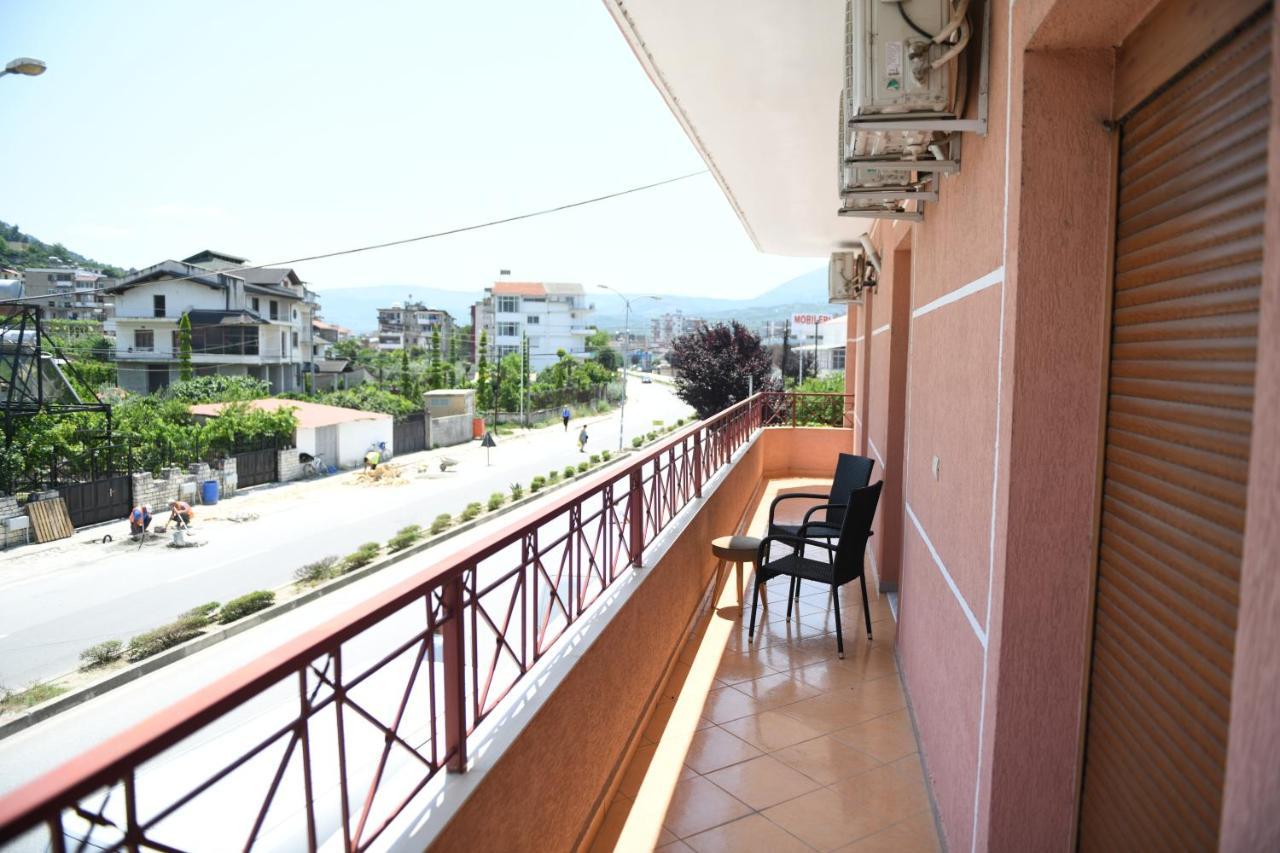 Guesthouse Leo Berat Exterior photo